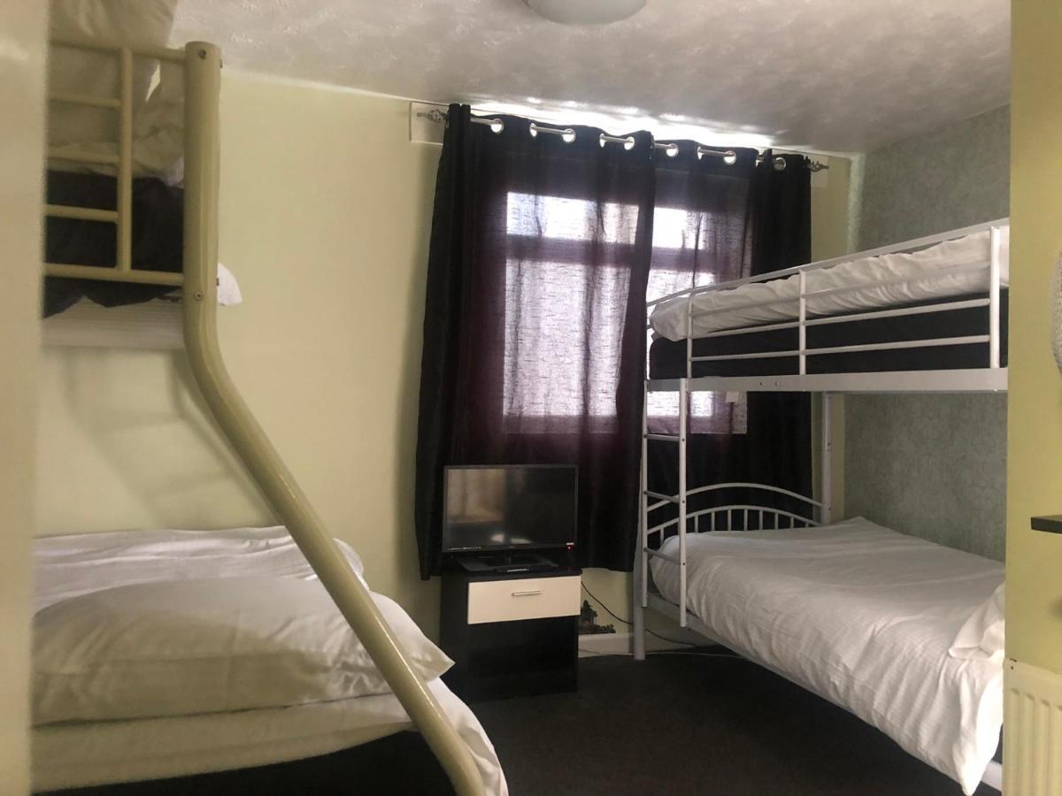 Ultimate Family Guest House Blackpool Exterior foto